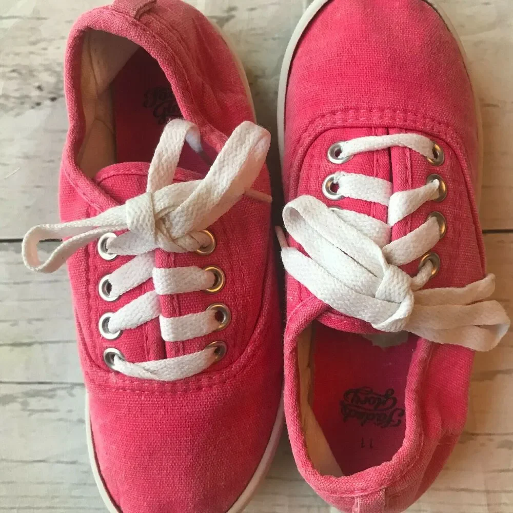 Faded Glory Arizona Jean Co Skirt and Sneakers Size Medium 11